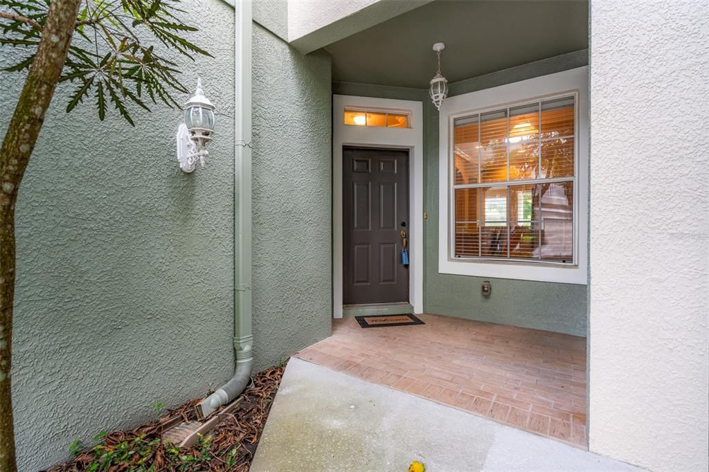 For Rent: $2,500 (3 beds, 2 baths, 1806 Square Feet)