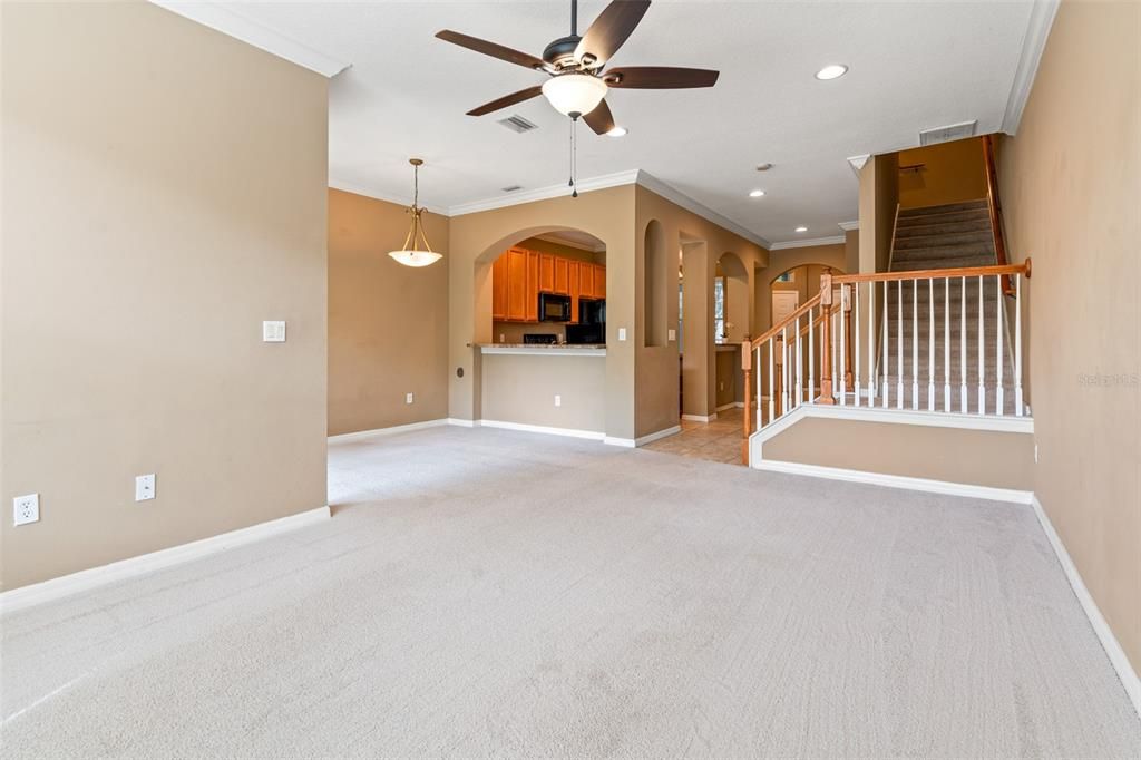 For Rent: $2,500 (3 beds, 2 baths, 1806 Square Feet)