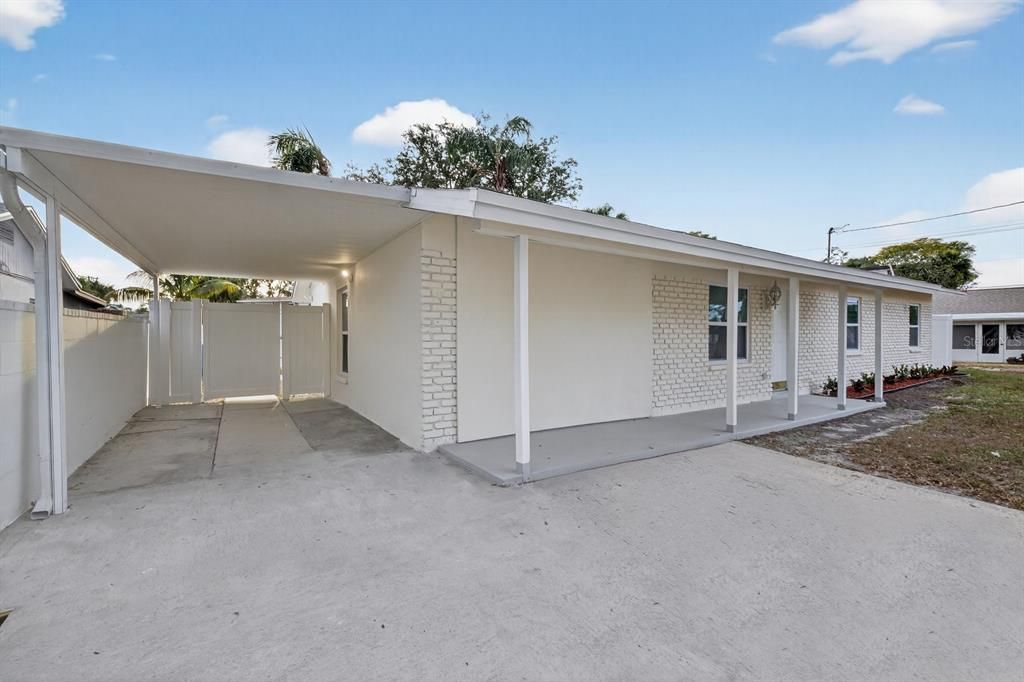 For Sale: $499,999 (4 beds, 3 baths, 1616 Square Feet)