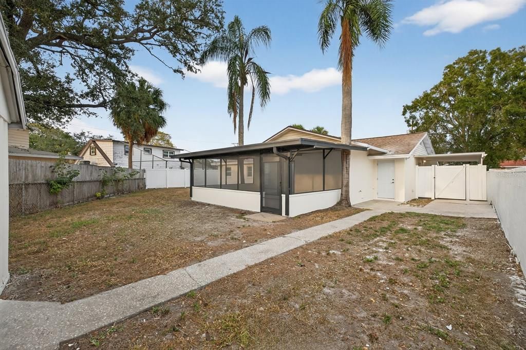 For Sale: $499,999 (4 beds, 3 baths, 1616 Square Feet)