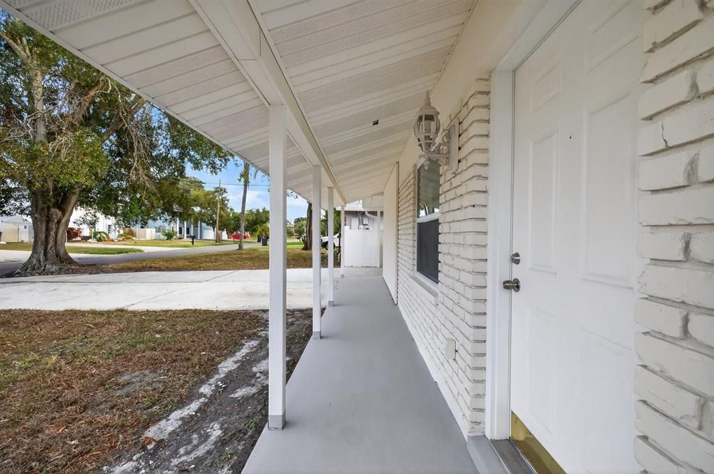 For Sale: $499,999 (4 beds, 3 baths, 1616 Square Feet)