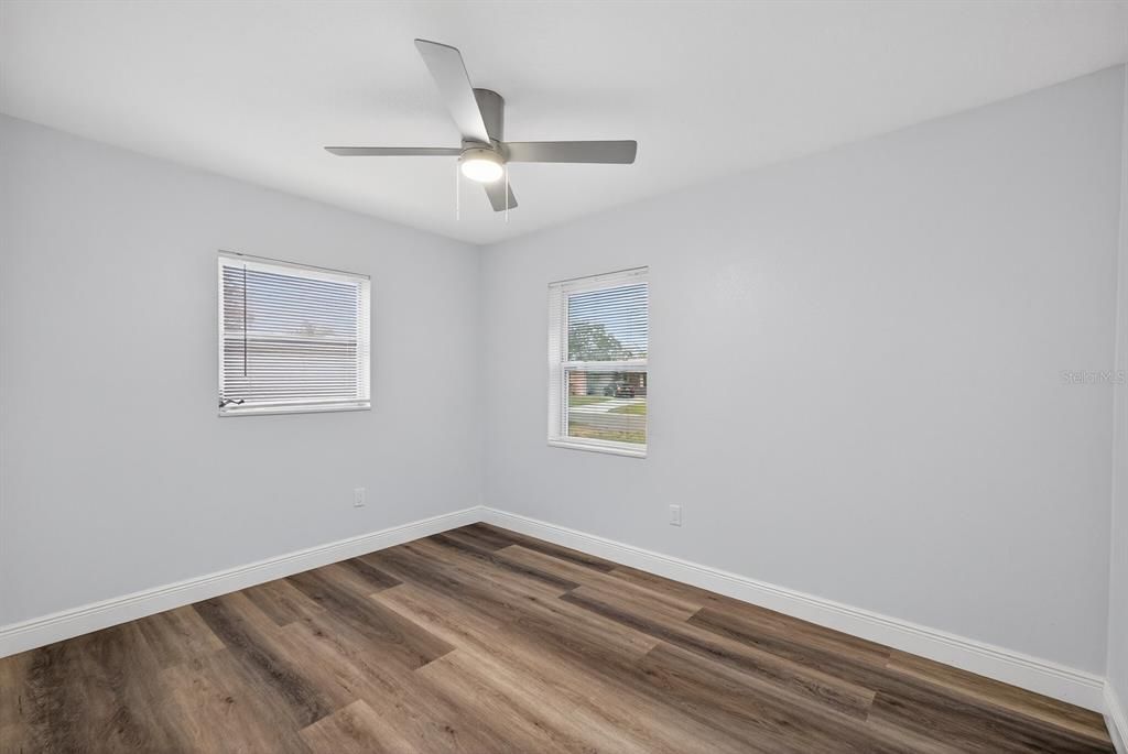 For Sale: $499,999 (4 beds, 3 baths, 1616 Square Feet)