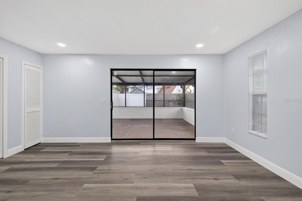 For Sale: $499,999 (4 beds, 3 baths, 1616 Square Feet)