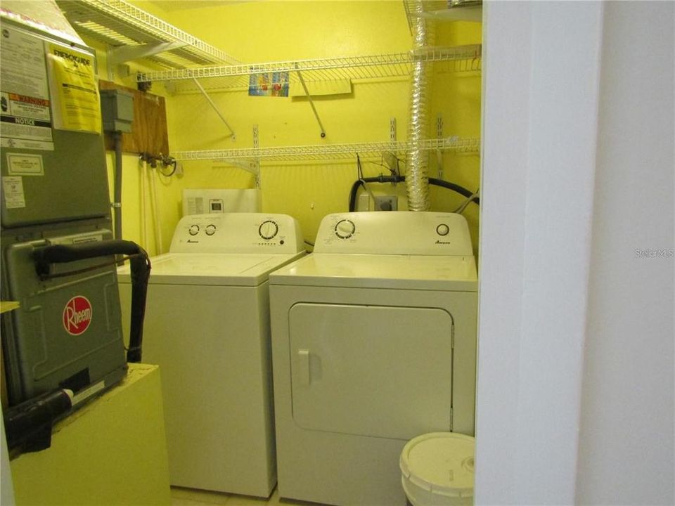 В аренду: $1,700 (2 спален, 2 ванн, 1065 Квадратных фут)