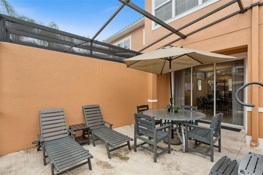 На продажу: $275,000 (2 спален, 2 ванн, 1350 Квадратных фут)