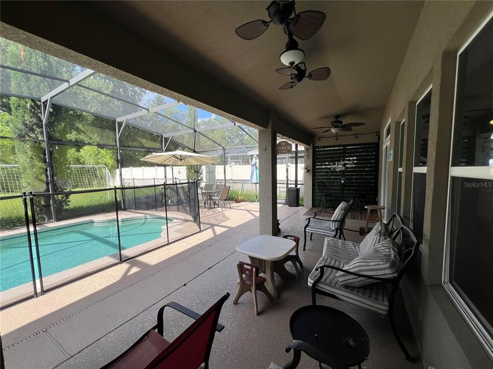 For Rent: $3,500 (5 beds, 4 baths, 3141 Square Feet)