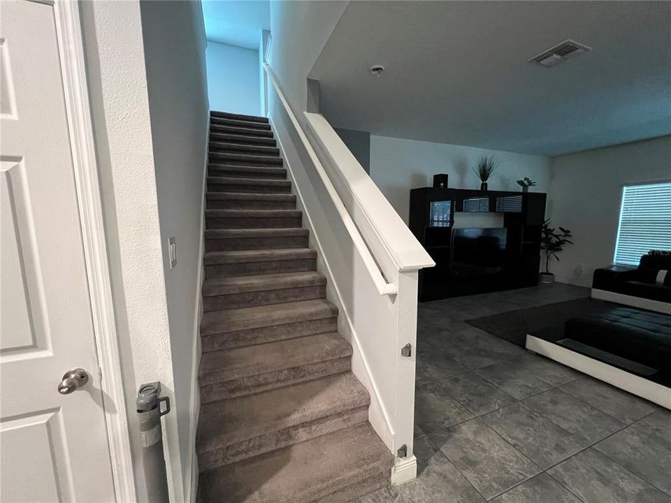 For Rent: $3,500 (5 beds, 4 baths, 3141 Square Feet)