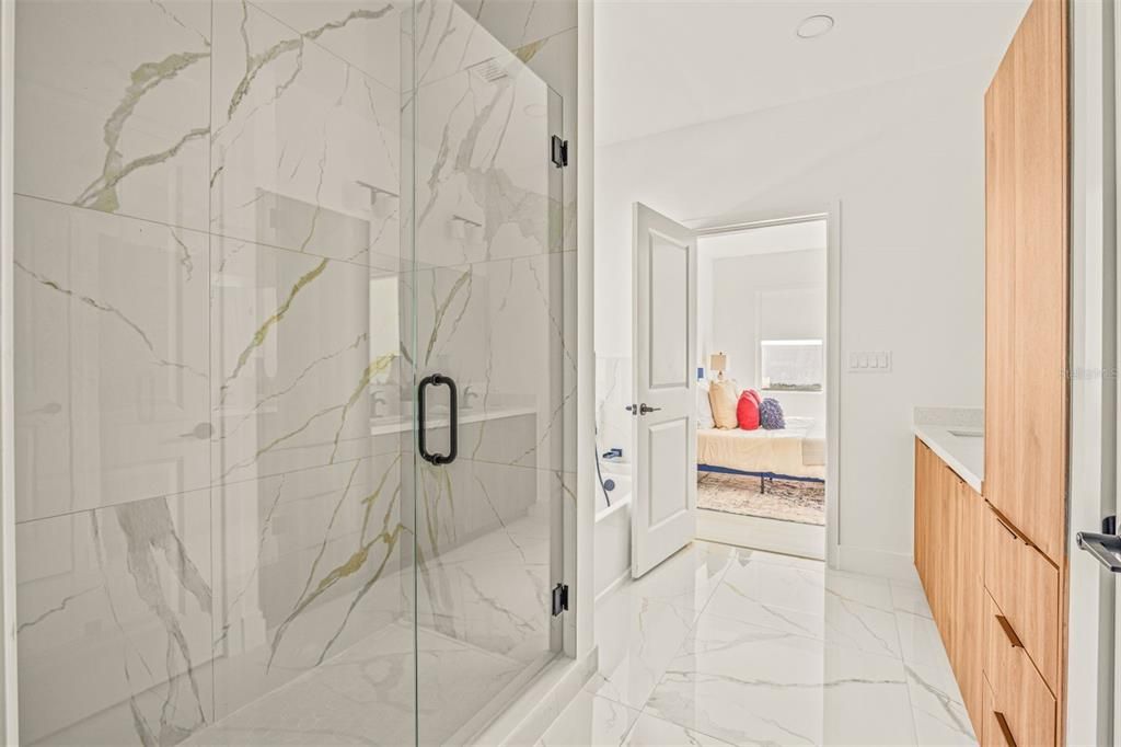 待售: $379,900 (4 贝兹, 2 浴室, 1766 平方英尺)