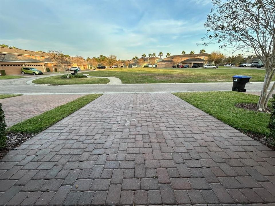 For Rent: $2,850 (3 beds, 2 baths, 1617 Square Feet)