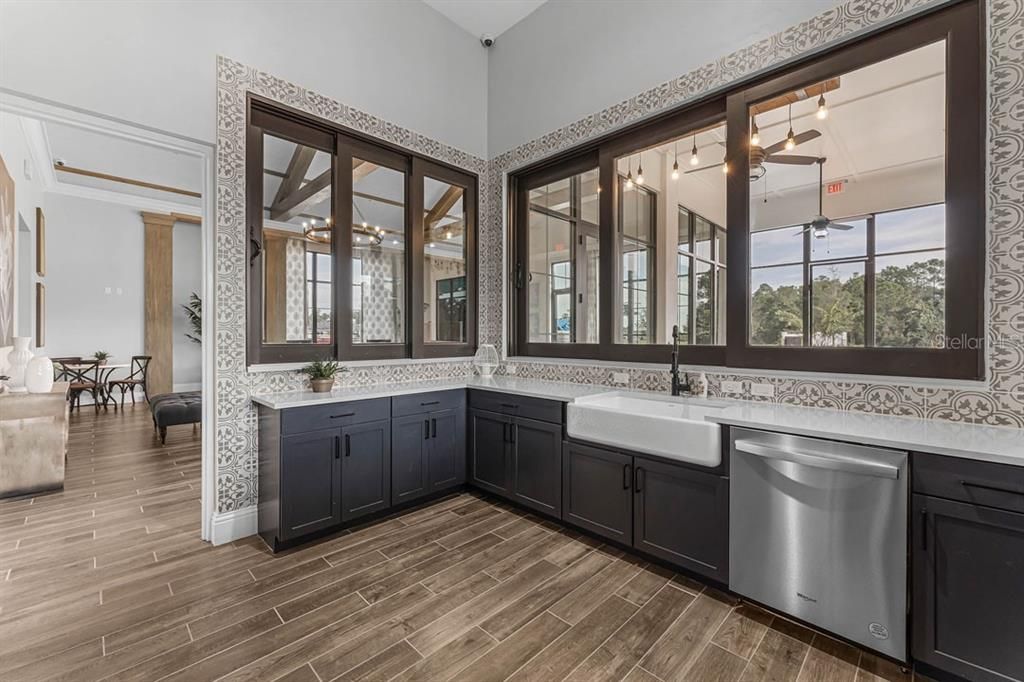 For Sale: $406,990 (3 beds, 2 baths, 1672 Square Feet)