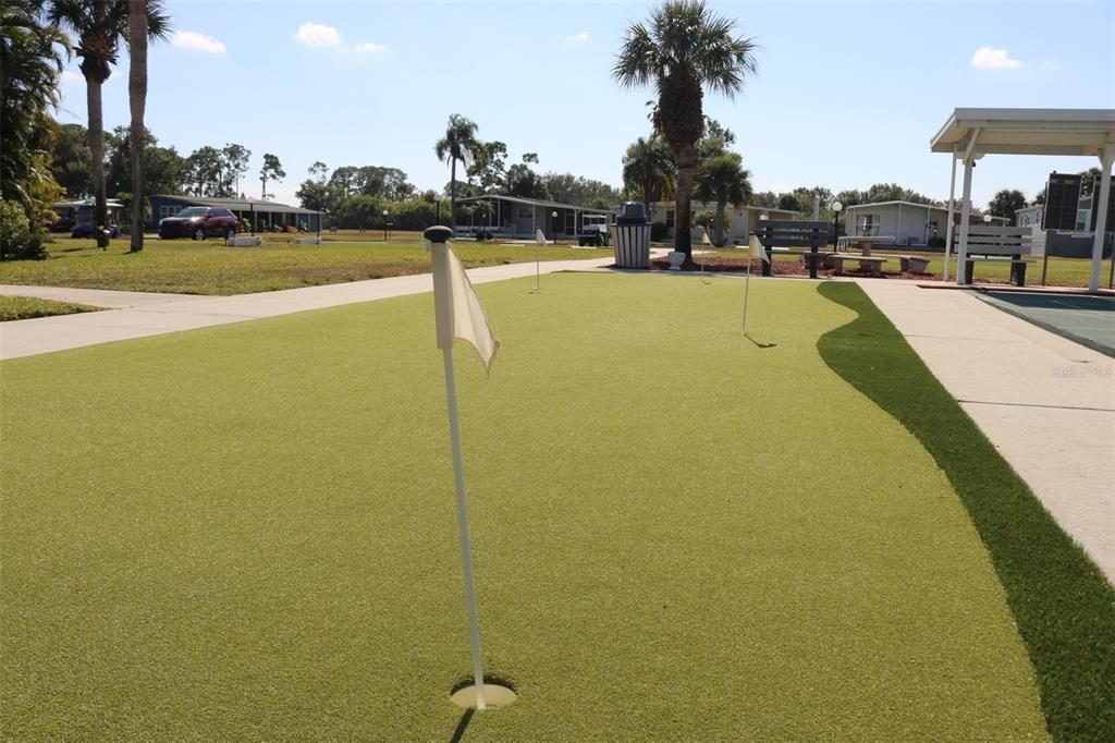 待售: $140,000 (2 贝兹, 2 浴室, 912 平方英尺)