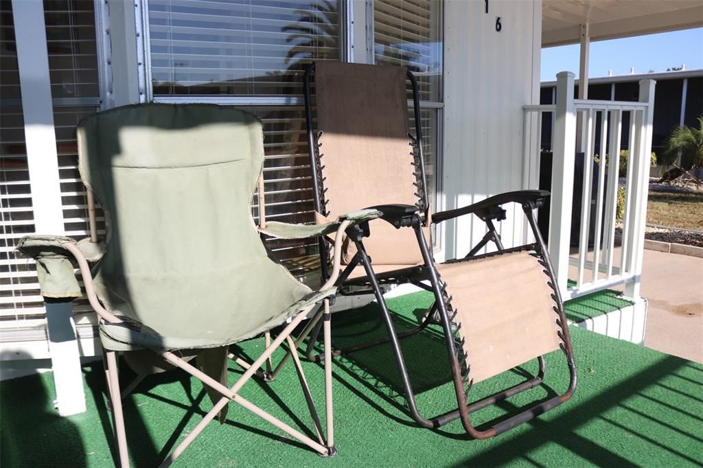 待售: $140,000 (2 贝兹, 2 浴室, 912 平方英尺)