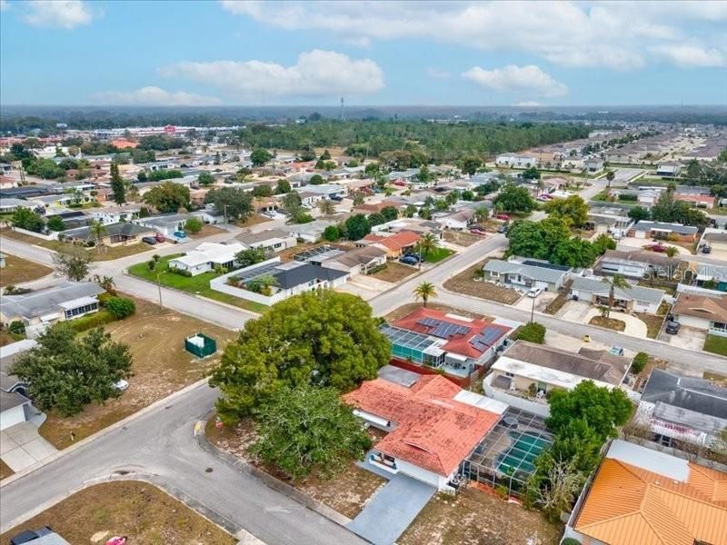 На продажу: $325,000 (3 спален, 2 ванн, 1702 Квадратных фут)