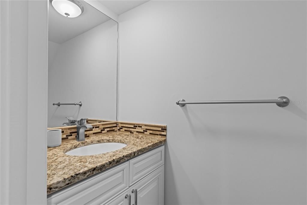 В аренду: $3,400 (3 спален, 2 ванн, 1502 Квадратных фут)