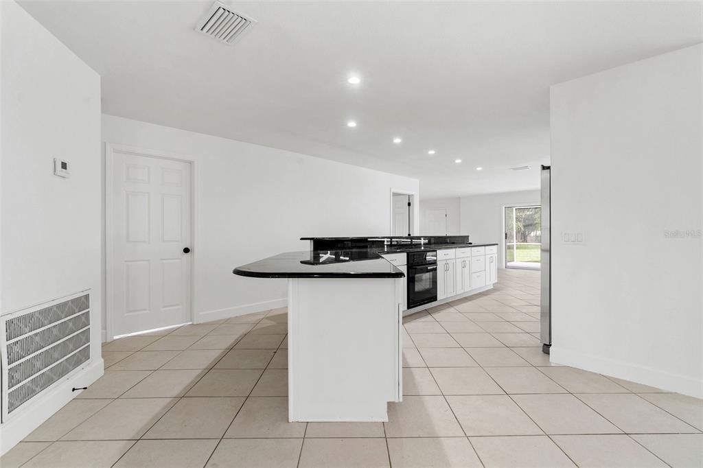 For Sale: $674,500 (3 beds, 2 baths, 2209 Square Feet)