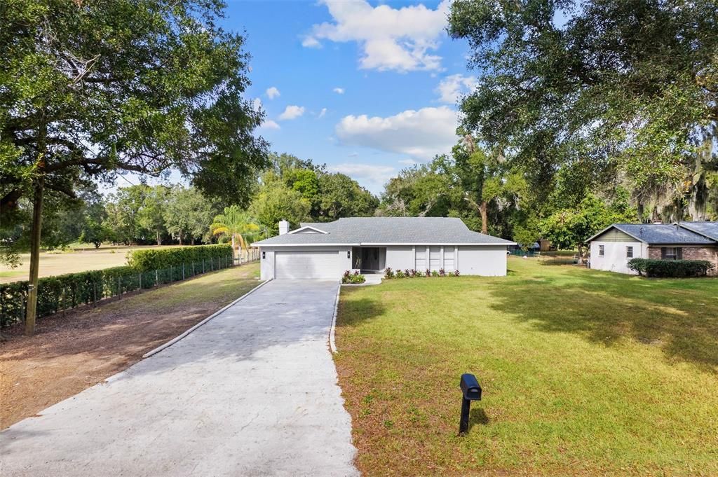 For Sale: $674,500 (3 beds, 2 baths, 2209 Square Feet)