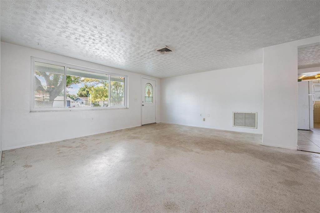 En Venta: $238,000 (2 camas, 1 baños, 1387 Pies cuadrados)