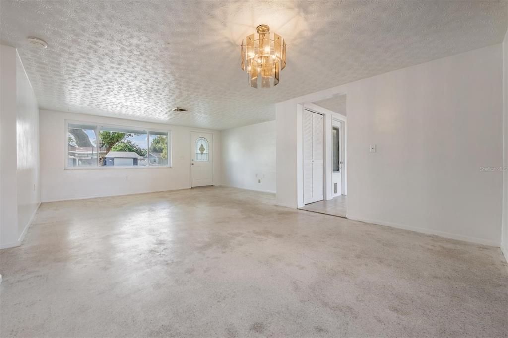 En Venta: $238,000 (2 camas, 1 baños, 1387 Pies cuadrados)