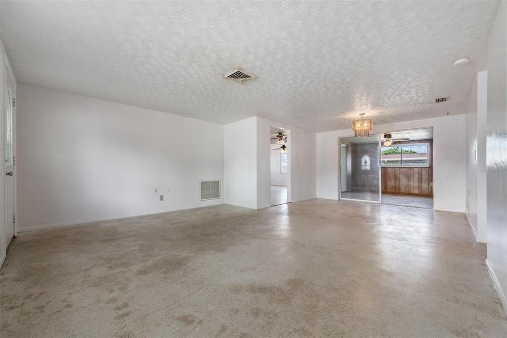 En Venta: $238,000 (2 camas, 1 baños, 1387 Pies cuadrados)