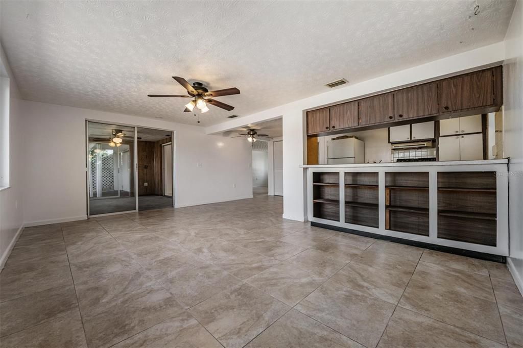 En Venta: $238,000 (2 camas, 1 baños, 1387 Pies cuadrados)