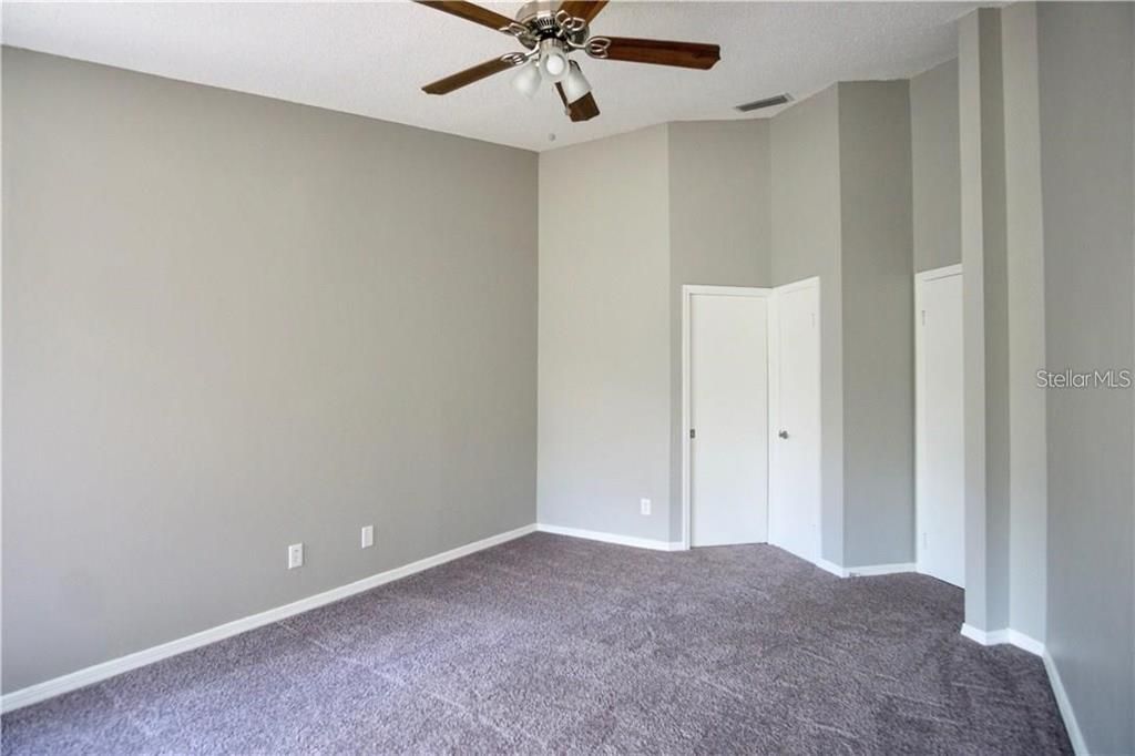 На продажу: $325,000 (3 спален, 2 ванн, 1611 Квадратных фут)