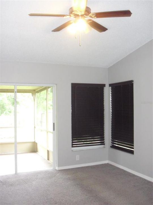 На продажу: $325,000 (3 спален, 2 ванн, 1611 Квадратных фут)