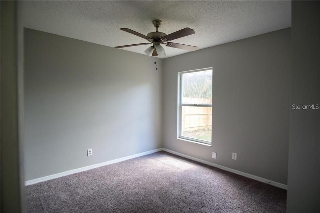 На продажу: $325,000 (3 спален, 2 ванн, 1611 Квадратных фут)