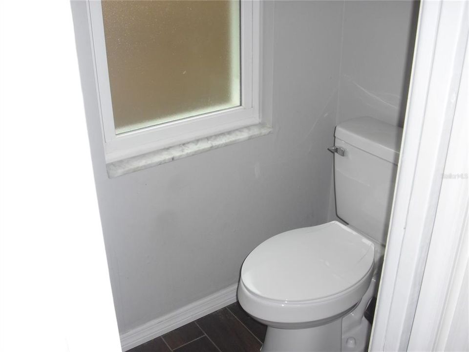 На продажу: $325,000 (3 спален, 2 ванн, 1611 Квадратных фут)