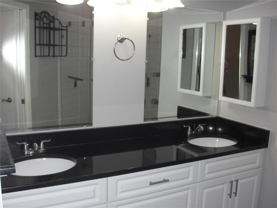 На продажу: $325,000 (3 спален, 2 ванн, 1611 Квадратных фут)