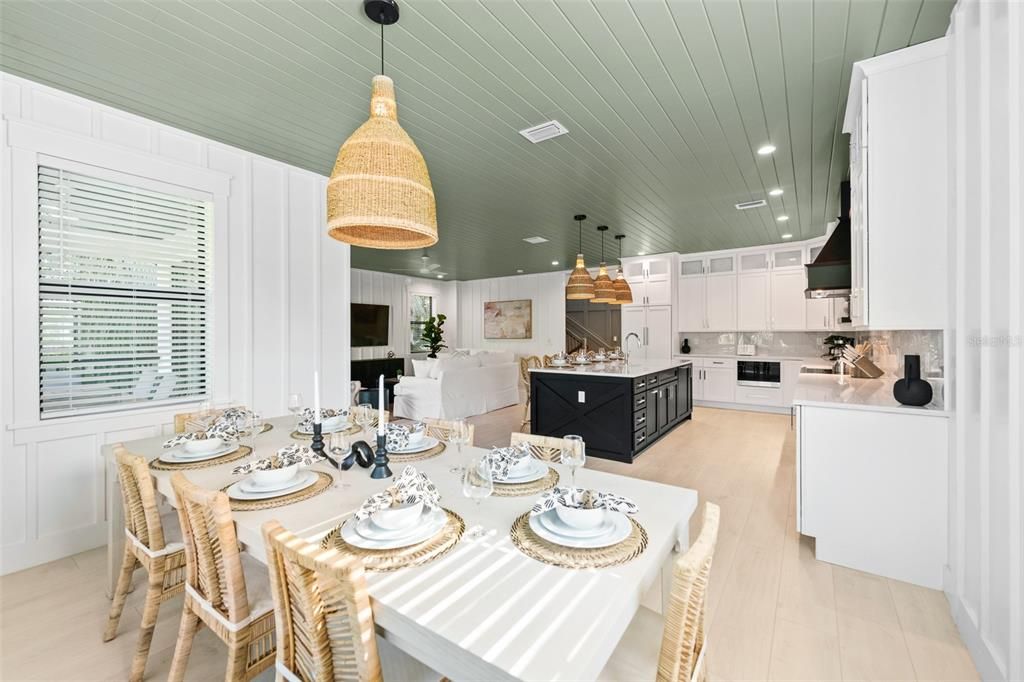 На продажу: $3,950,000 (8 спален, 9 ванн, 4060 Квадратных фут)