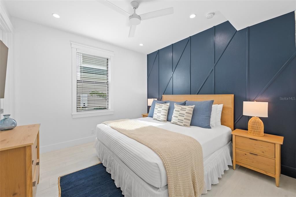 На продажу: $3,950,000 (8 спален, 9 ванн, 4060 Квадратных фут)