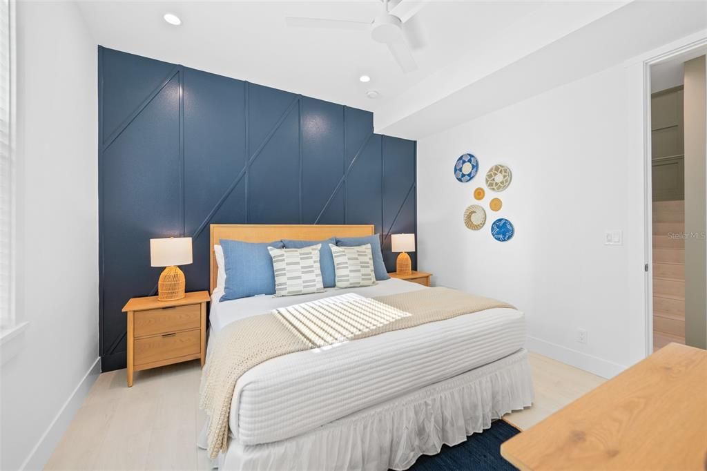 На продажу: $3,950,000 (8 спален, 9 ванн, 4060 Квадратных фут)