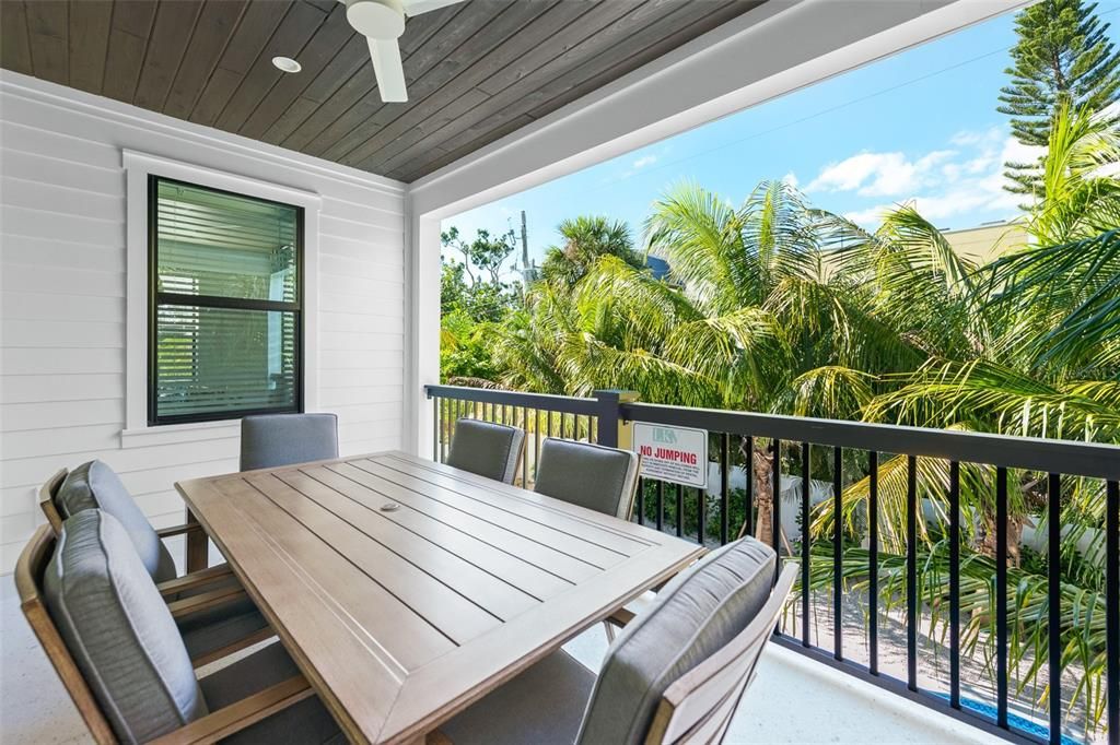 На продажу: $3,950,000 (8 спален, 9 ванн, 4060 Квадратных фут)