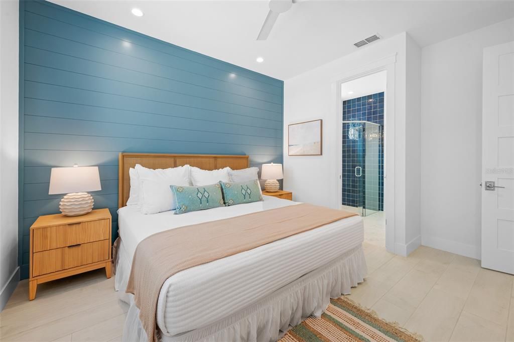 На продажу: $3,950,000 (8 спален, 9 ванн, 4060 Квадратных фут)