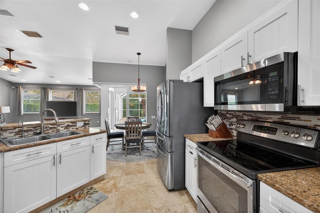 На продажу: $524,900 (3 спален, 2 ванн, 1745 Квадратных фут)