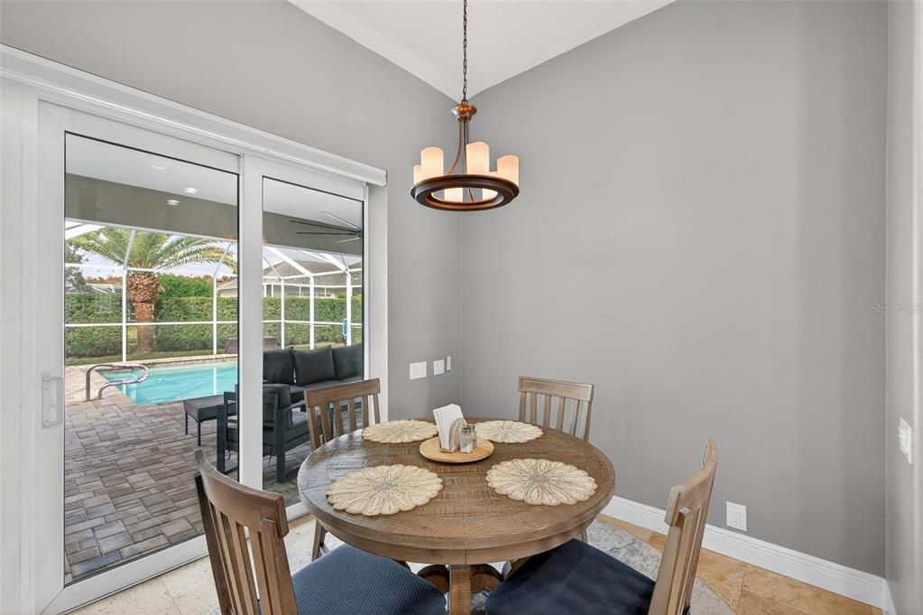 На продажу: $524,900 (3 спален, 2 ванн, 1745 Квадратных фут)