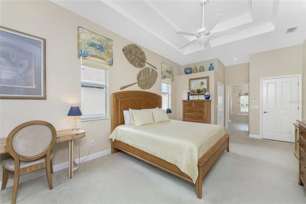 待售: $440,000 (3 贝兹, 3 浴室, 2297 平方英尺)