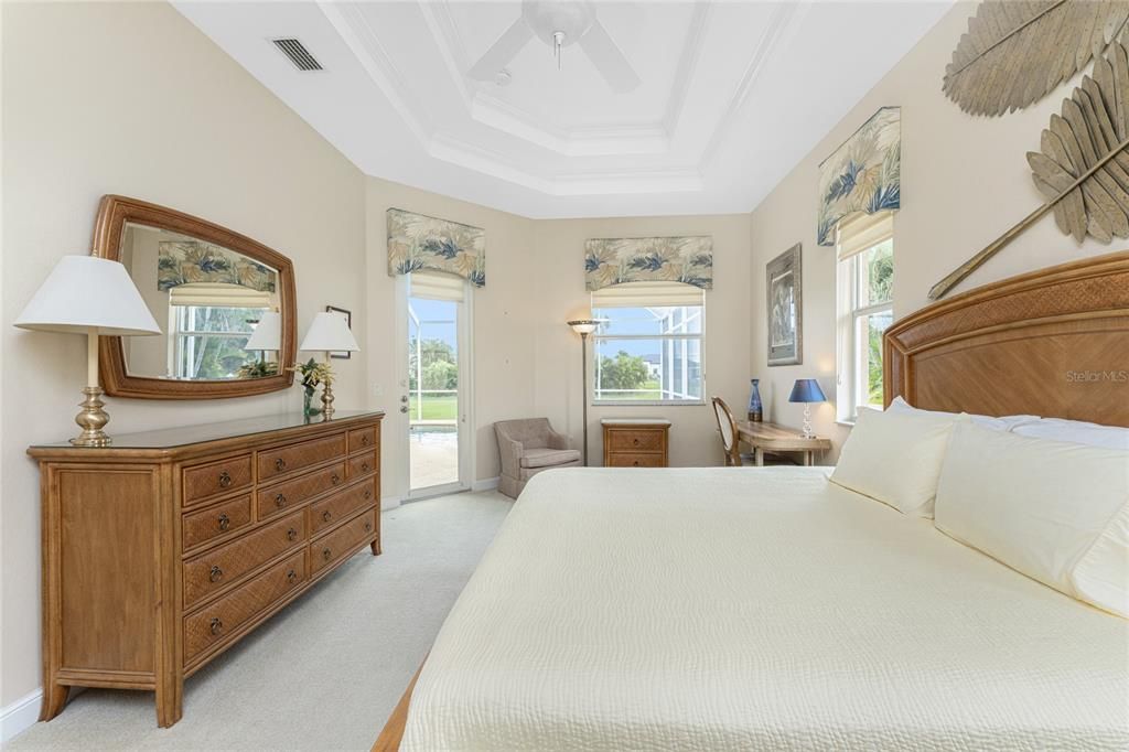 待售: $440,000 (3 贝兹, 3 浴室, 2297 平方英尺)