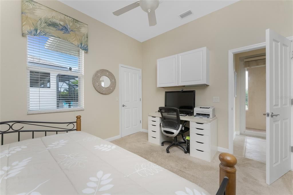 待售: $440,000 (3 贝兹, 3 浴室, 2297 平方英尺)