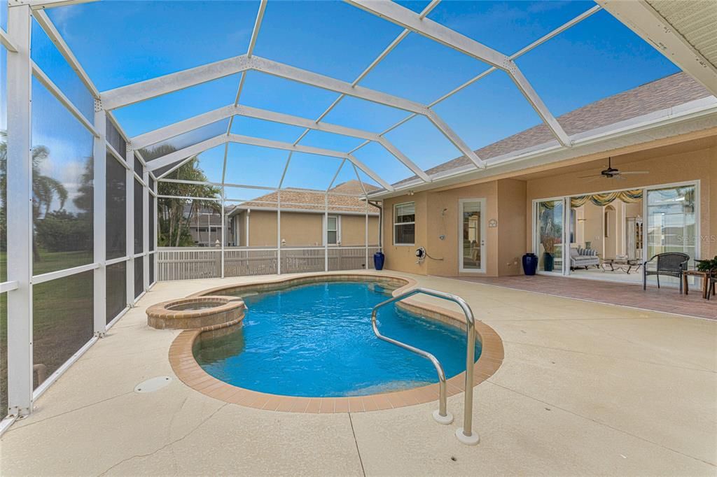 待售: $440,000 (3 贝兹, 3 浴室, 2297 平方英尺)