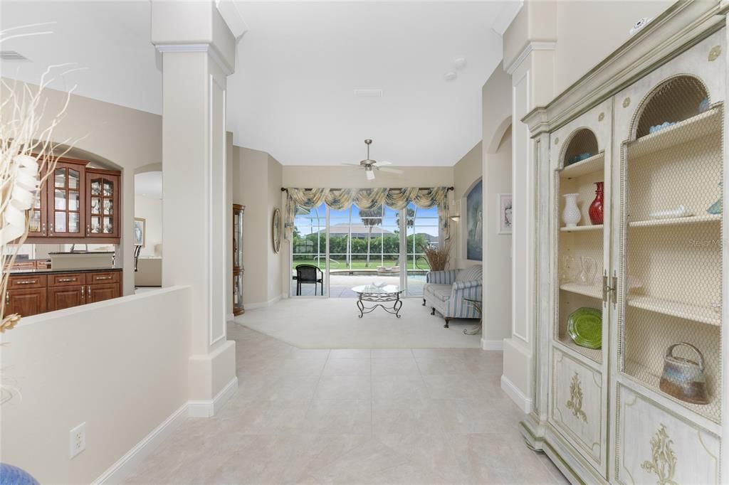 待售: $440,000 (3 贝兹, 3 浴室, 2297 平方英尺)