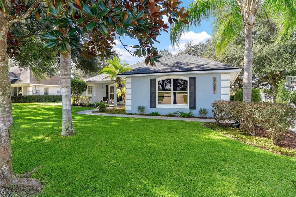 Active With Contract: $375,000 (4 beds, 2 baths, 2035 Square Feet)