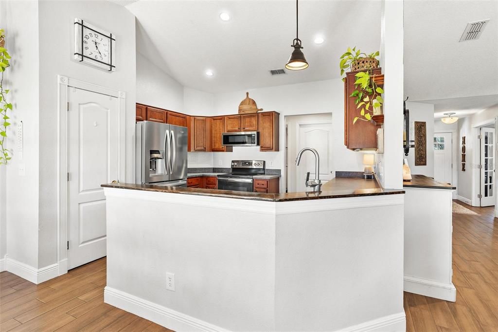 Active With Contract: $375,000 (4 beds, 2 baths, 2035 Square Feet)