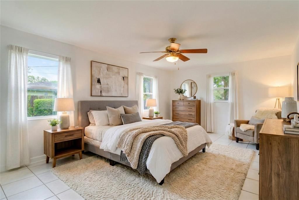 For Sale: $325,000 (4 beds, 2 baths, 1703 Square Feet)