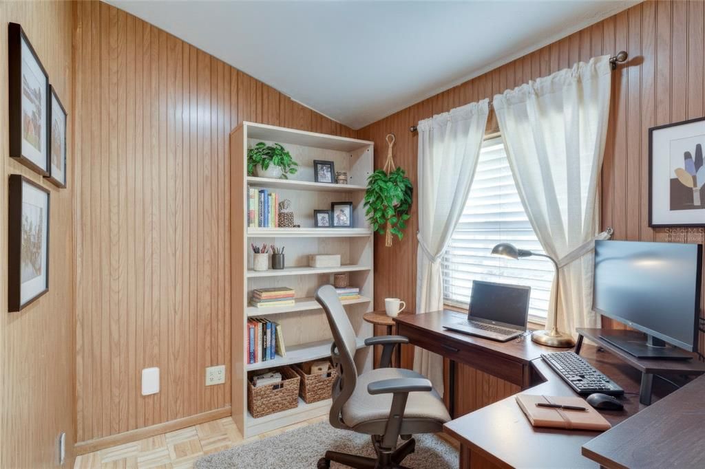 For Sale: $325,000 (4 beds, 2 baths, 1703 Square Feet)