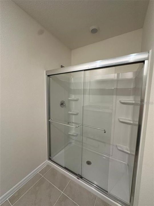 出租: $2,500 (3 贝兹, 2 浴室, 1672 平方英尺)