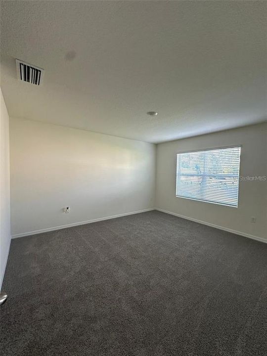 出租: $2,500 (3 贝兹, 2 浴室, 1672 平方英尺)