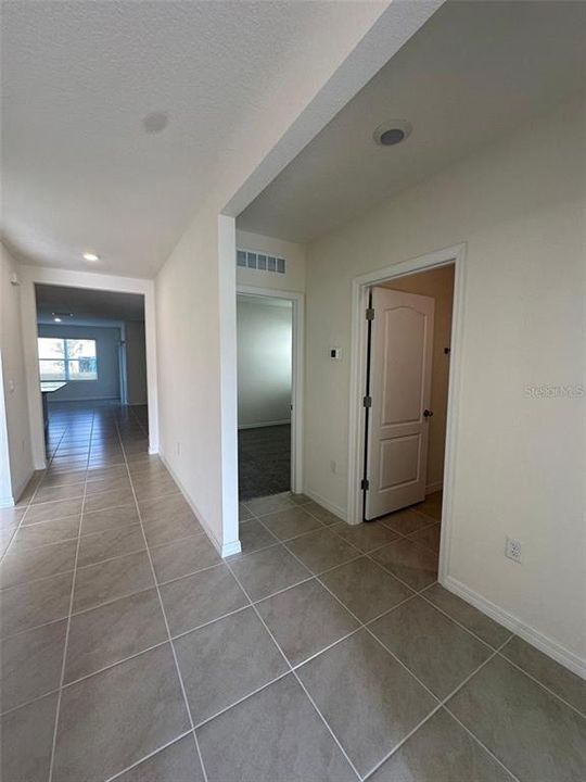 出租: $2,500 (3 贝兹, 2 浴室, 1672 平方英尺)