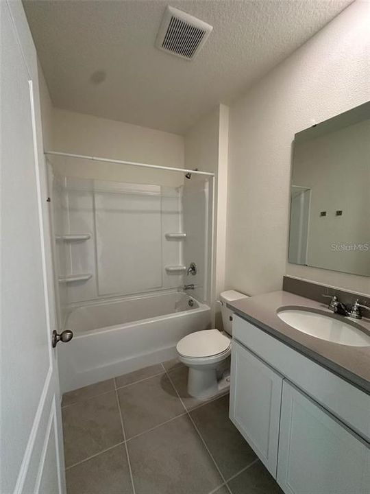 出租: $2,500 (3 贝兹, 2 浴室, 1672 平方英尺)