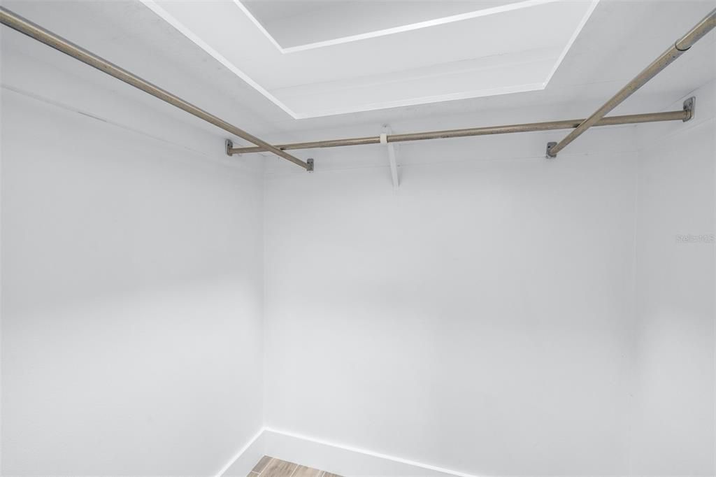 For Sale: $345,000 (2 beds, 2 baths, 1119 Square Feet)